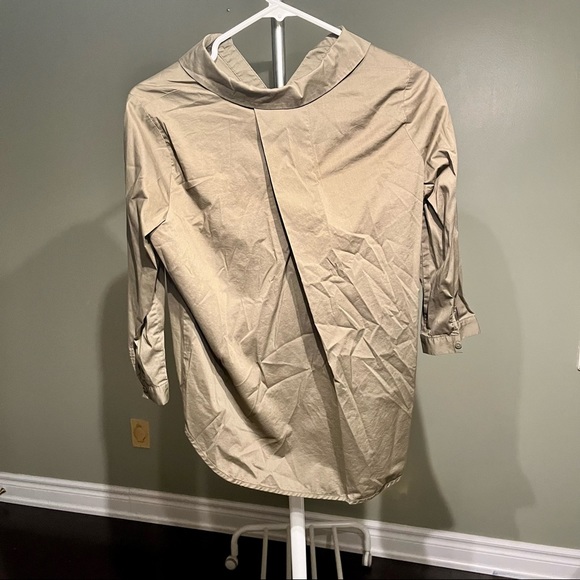 Olive button-up shirt - Picture 2 of 3